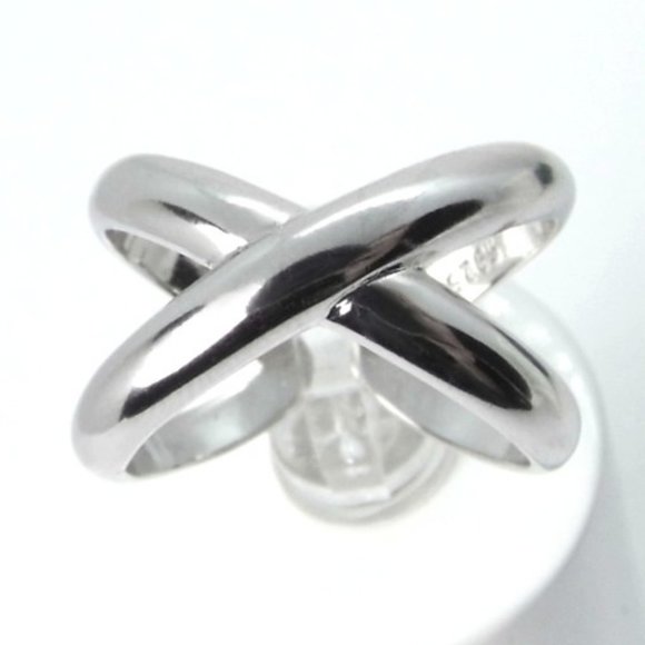 Criss cross modern ring - Picture 2 of 6